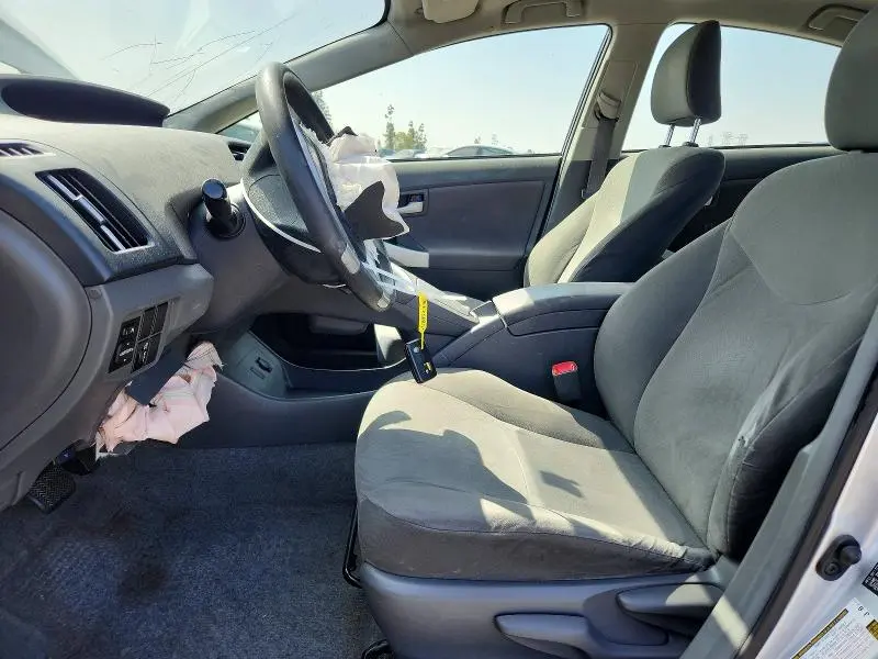2011 TOYOTA PRIUS THREE  