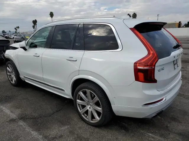 2017 VOLVO XC90 T8  