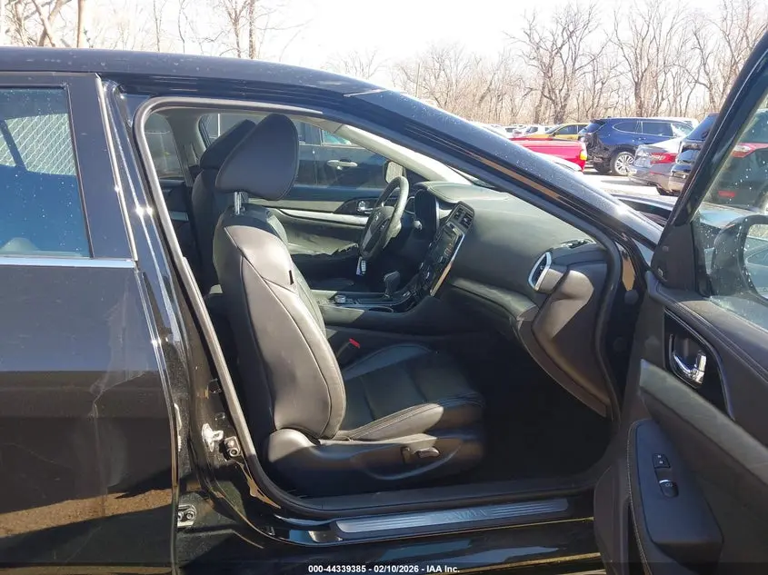 2017 NISSAN MAXIMA 3.5 SL