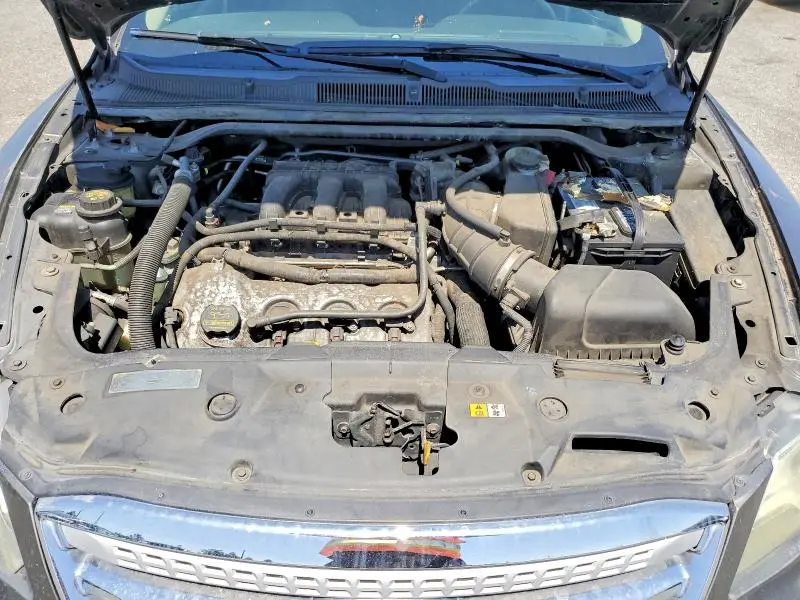 2011 FORD TAURUS SEL  