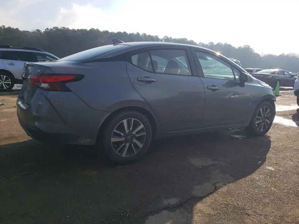 2020 NISSAN VERSA SV  