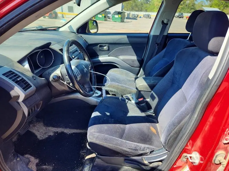 2011 MITSUBISHI OUTLANDER ES  