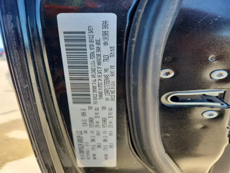 2015 RAM 1500 SLT  