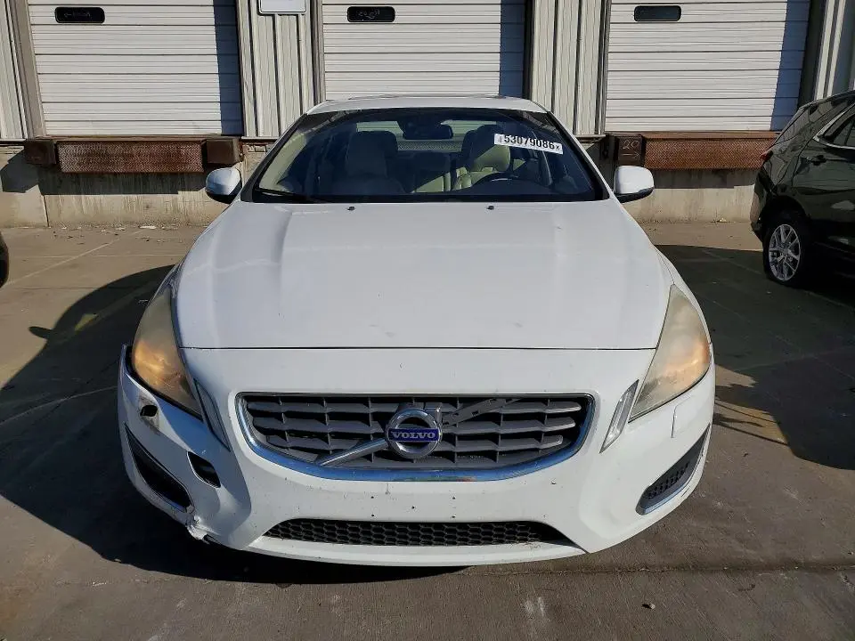 2013 Volvo S60 T5