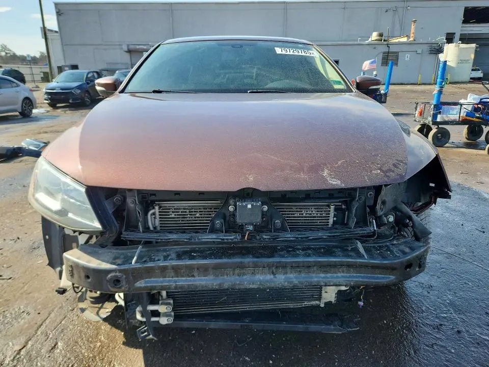 2016 VOLKSWAGEN JETTA SEL  