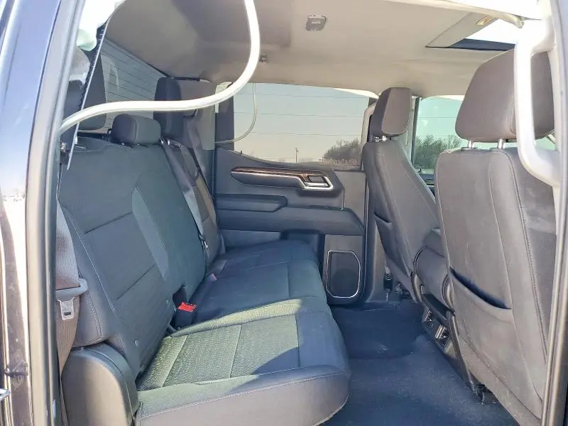 2023 CHEVROLET SILVERADO K1500 LT  