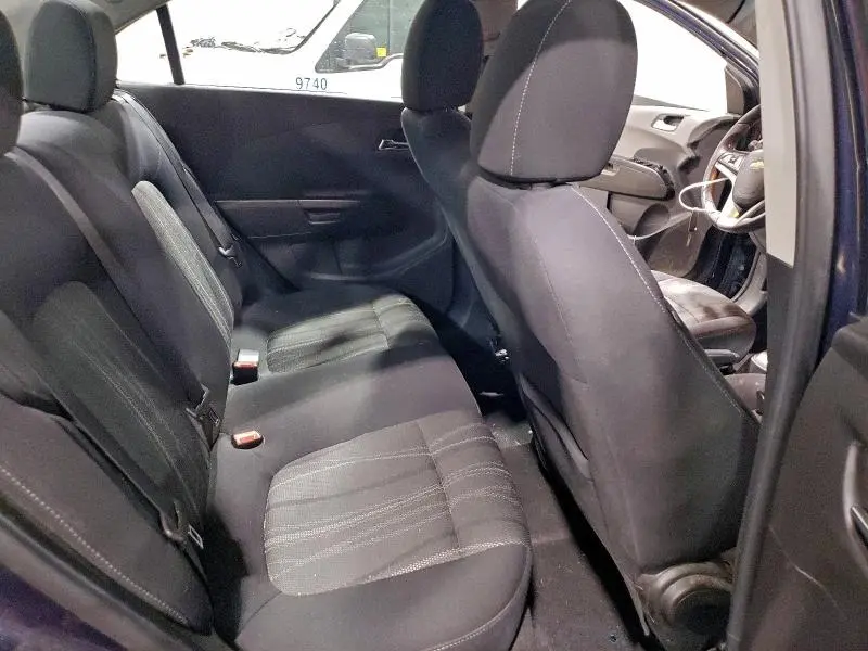 2015 CHEVROLET SONIC LT  