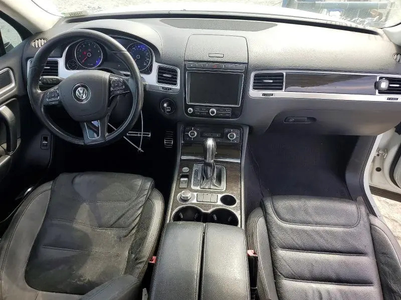 2015 VOLKSWAGEN TOUAREG HYBRID  
