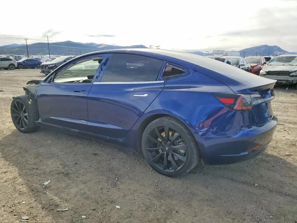 2018 TESLA MODEL 3   
