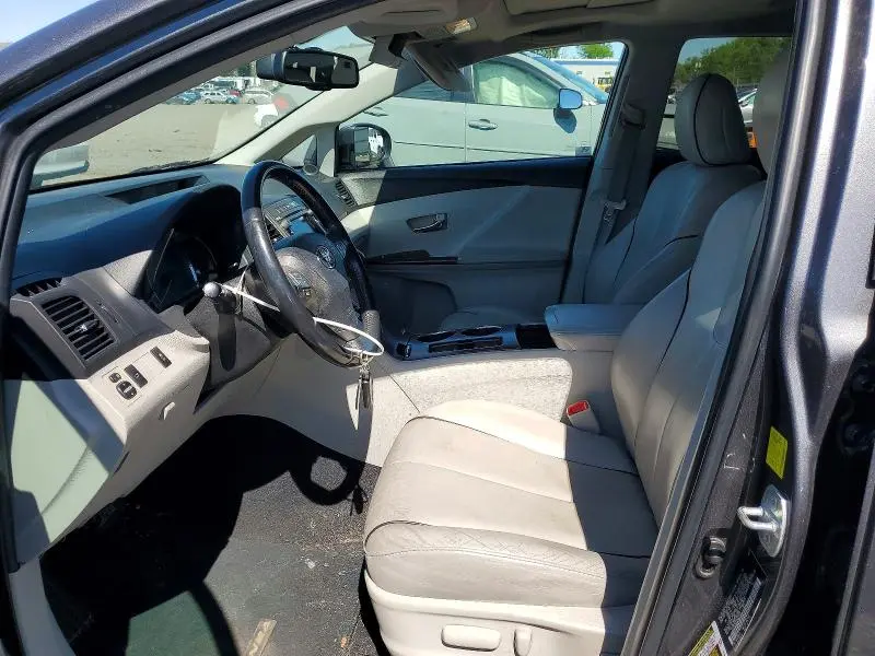 2011 TOYOTA VENZA AWD V6  