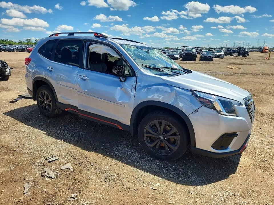 2023 SUBARU FORESTER SPORT  
