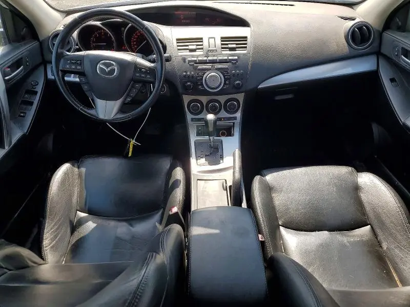 2011 MAZDA 3 S  