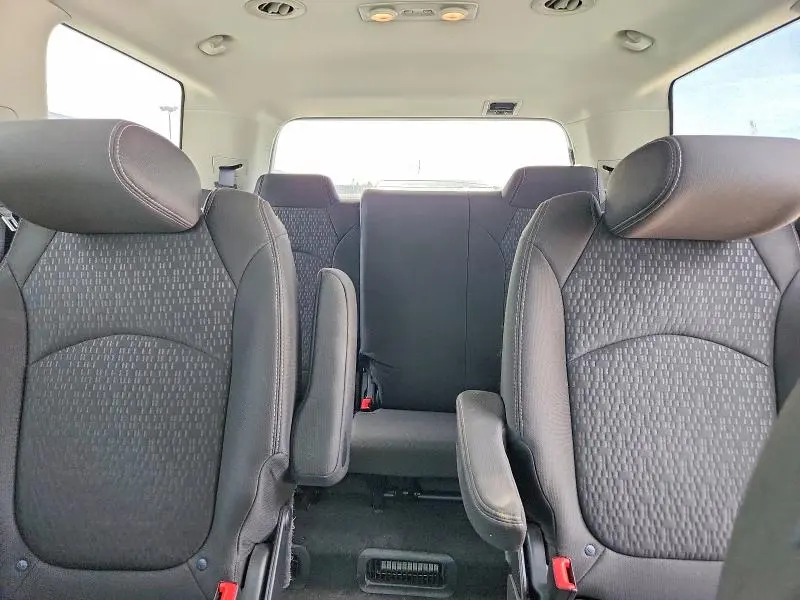2015 GMC ACADIA SLE  