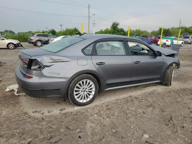 2017 VOLKSWAGEN PASSAT SE  