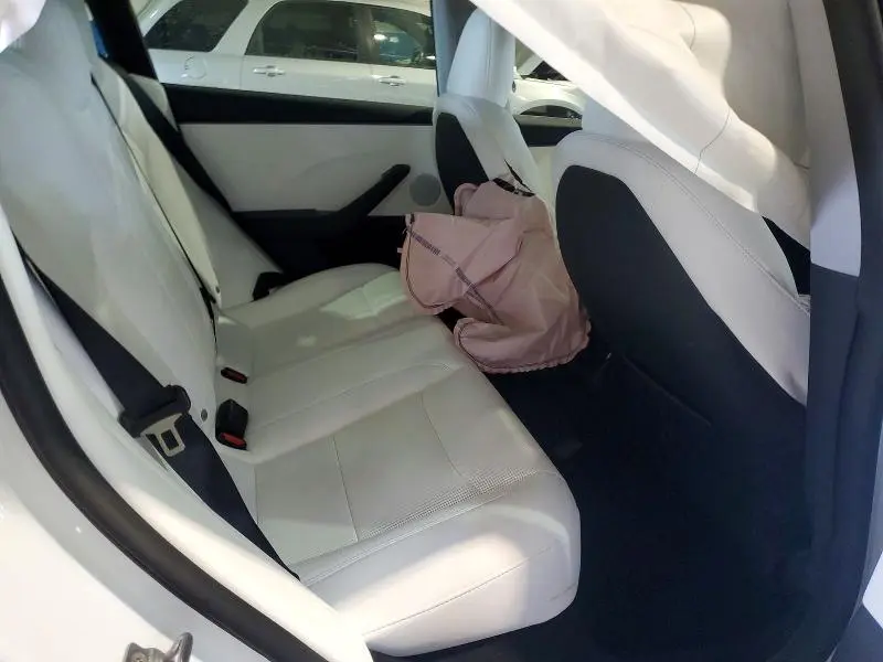 2026 TESLA MODEL 3   