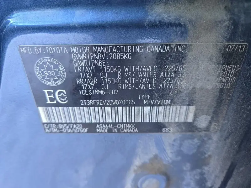 2013 TOYOTA RAV4 XLE  