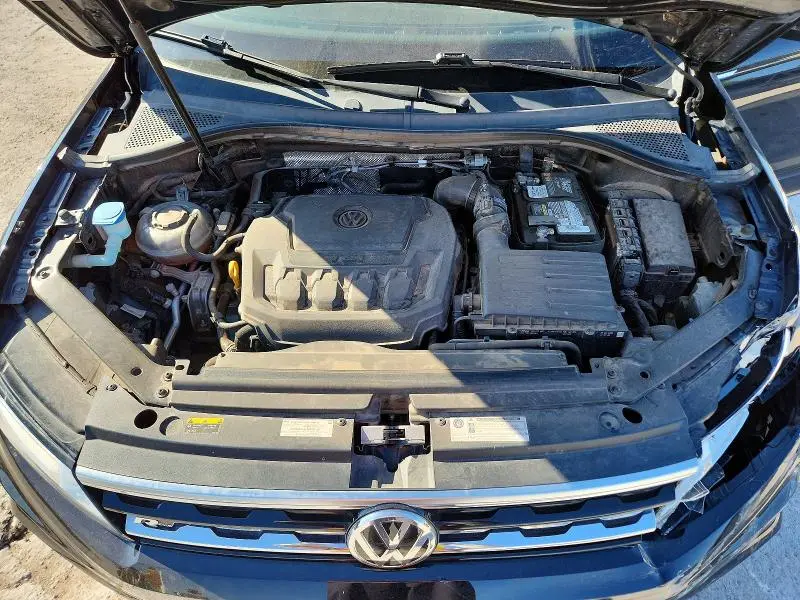 2020 VOLKSWAGEN TIGUAN SE  
