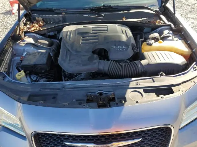 2016 CHRYSLER 300 LIMITED  