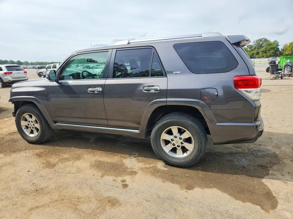 2011 TOYOTA 4RUNNER SR5  