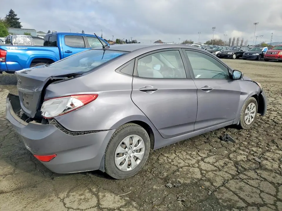 2015 HYUNDAI ACCENT GLS  