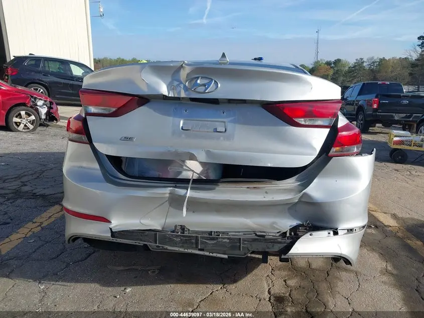 2017 HYUNDAI ELANTRA SE
