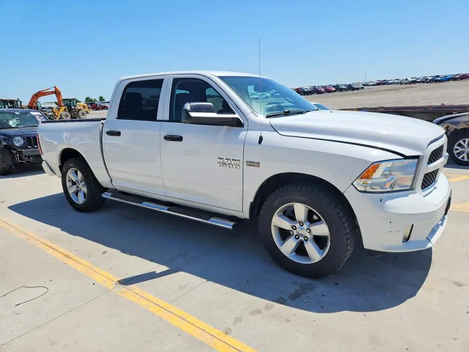 2014 RAM 1500 ST  