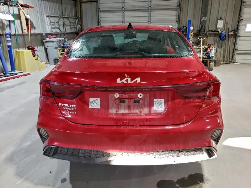2024 KIA FORTE LX  