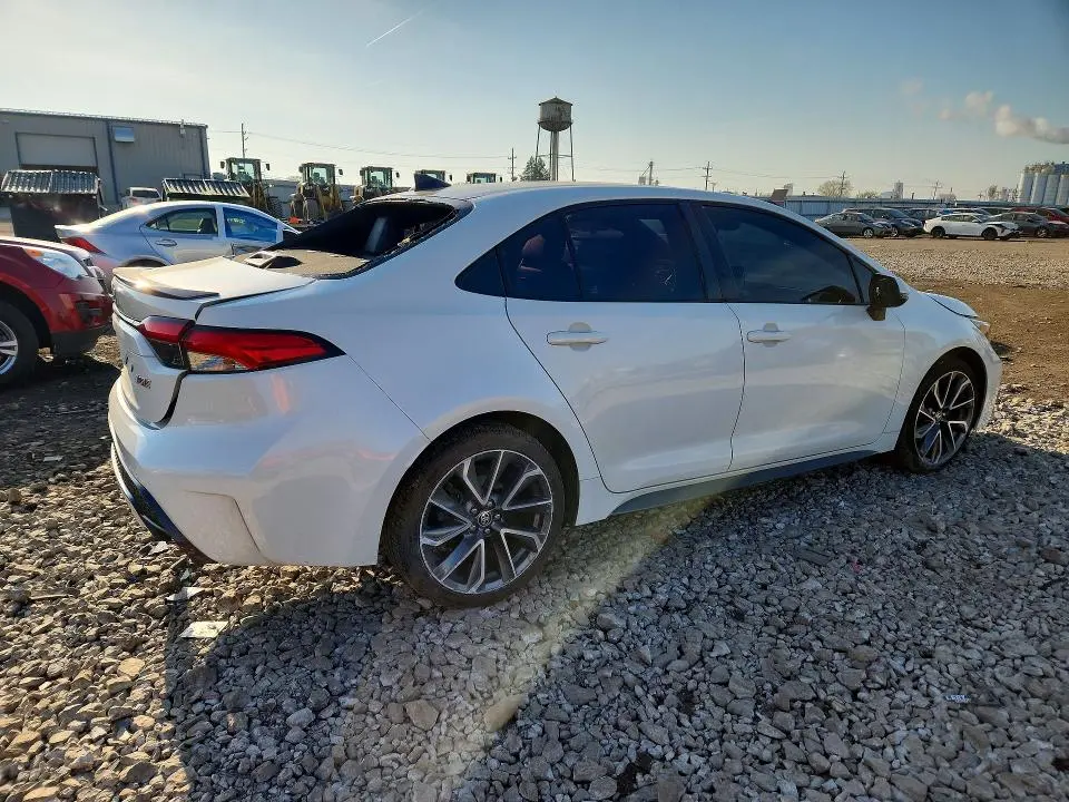 2021 TOYOTA COROLLA XSE  