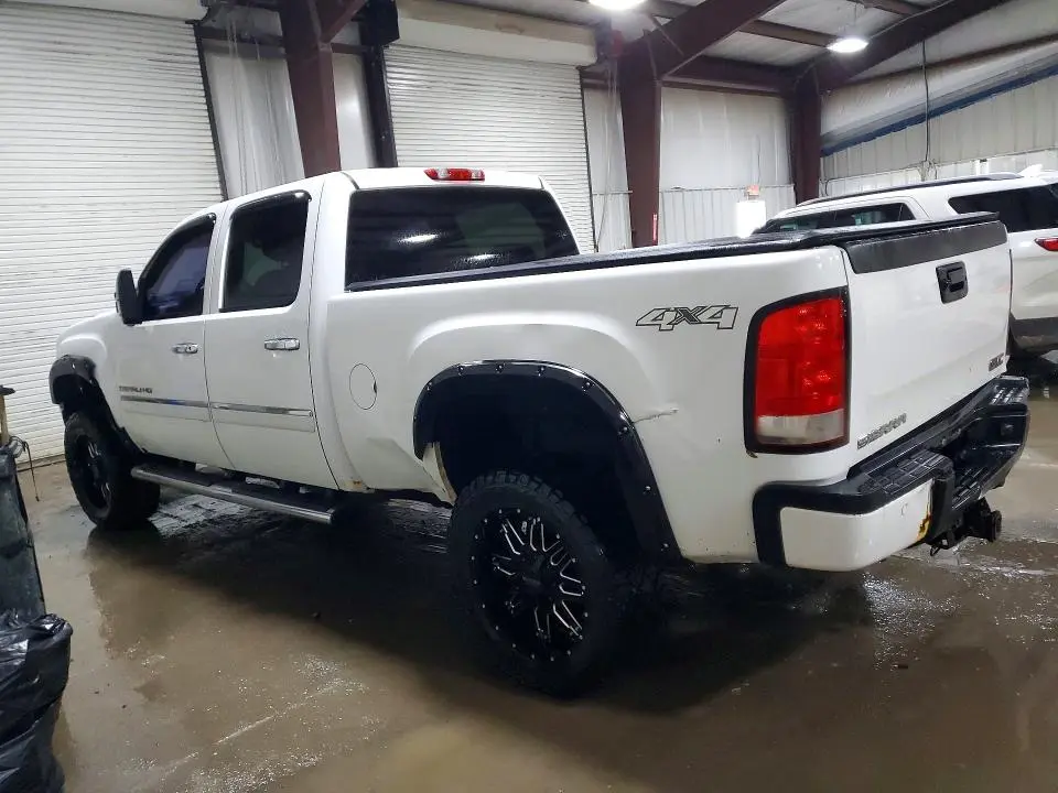 2012 GMC SIERRA K2500 DENALI  