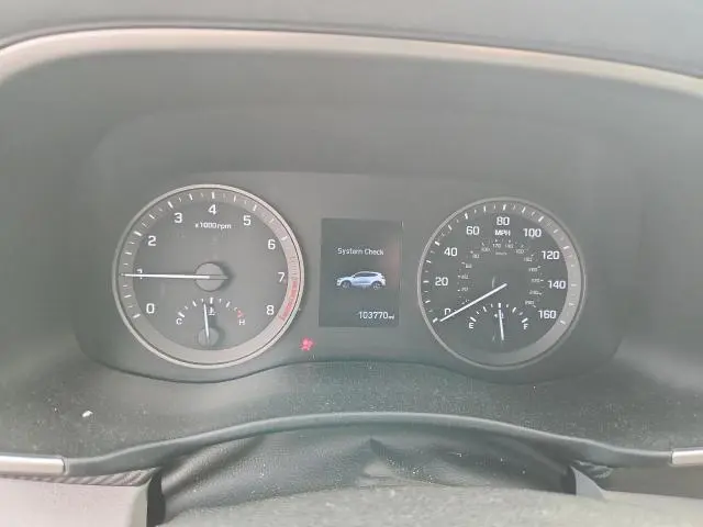 2019 HYUNDAI TUCSON SE  