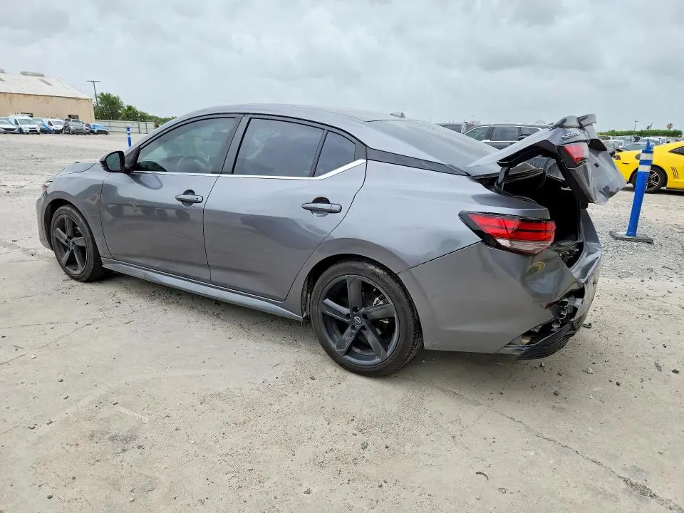 2024 NISSAN SENTRA SR  