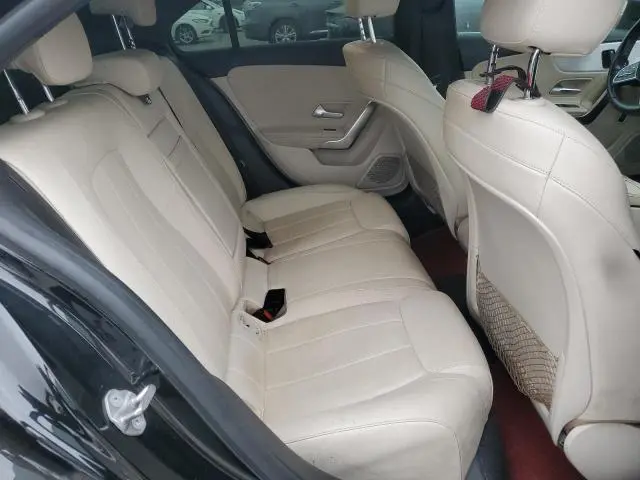 2020 MERCEDES-BENZ A 220  