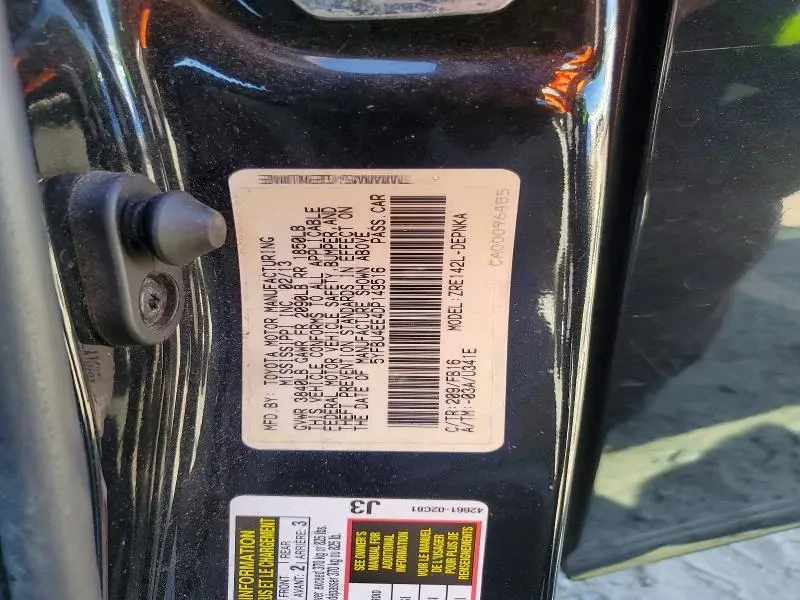 2013 TOYOTA COROLLA LE  