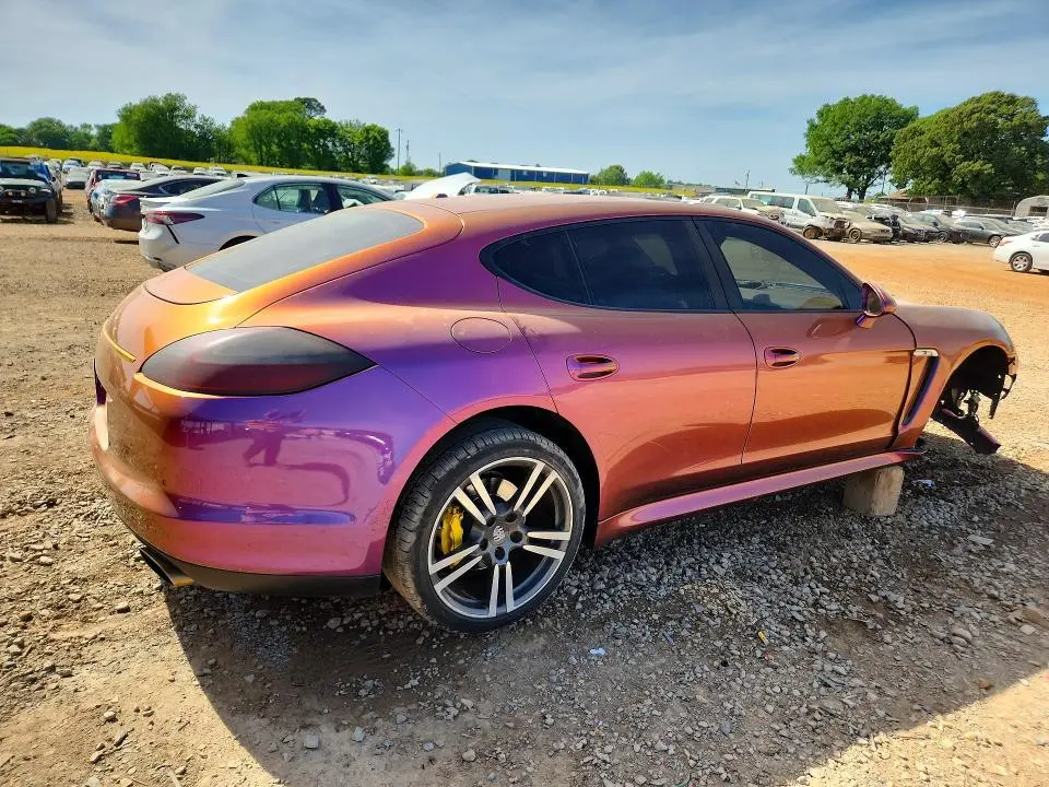 2013 PORSCHE PANAMERA 2  