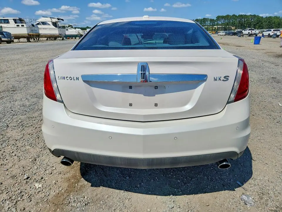 2011 LINCOLN MKS   