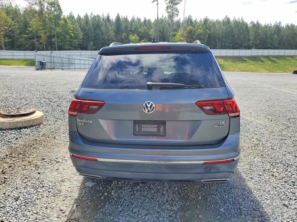 2018 VOLKSWAGEN TIGUAN SE  