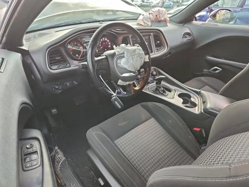 2021 DODGE CHALLENGER SXT  