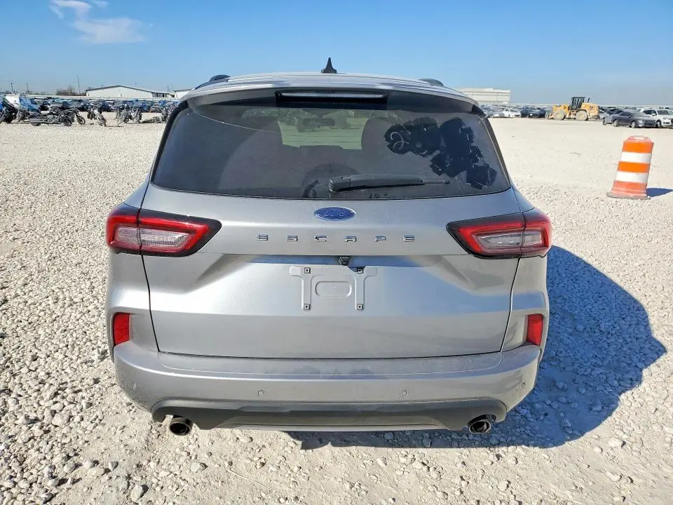 2023 FORD ESCAPE ST LINE  