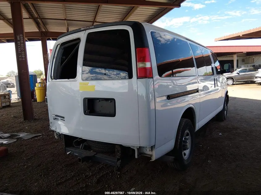 2015 CHEVROLET EXPRESS 3500 LT