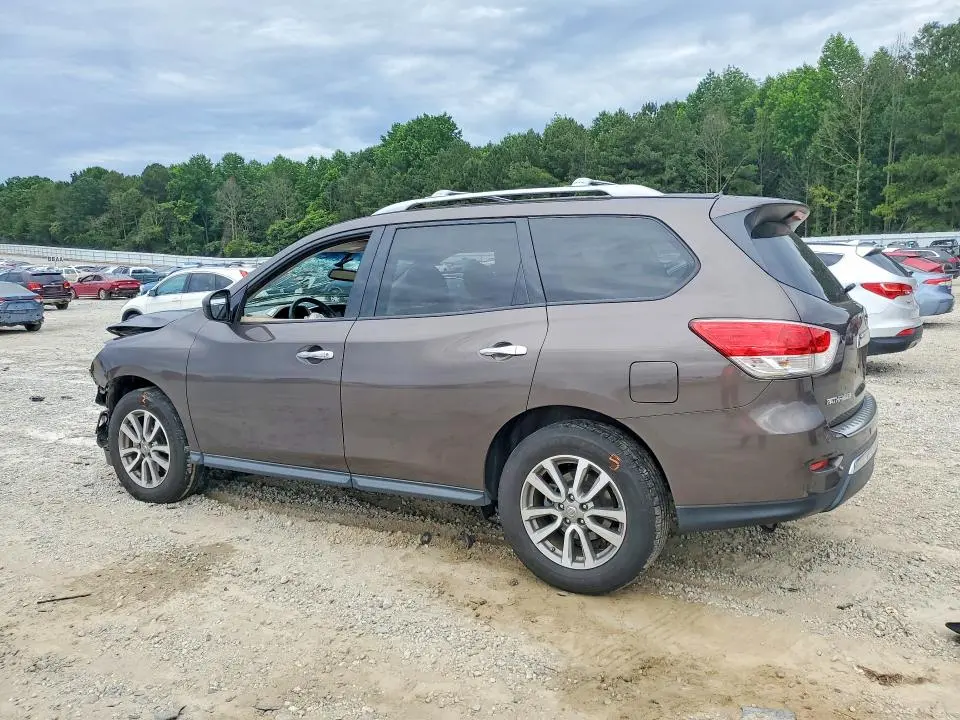 2016 NISSAN PATHFINDER SV  