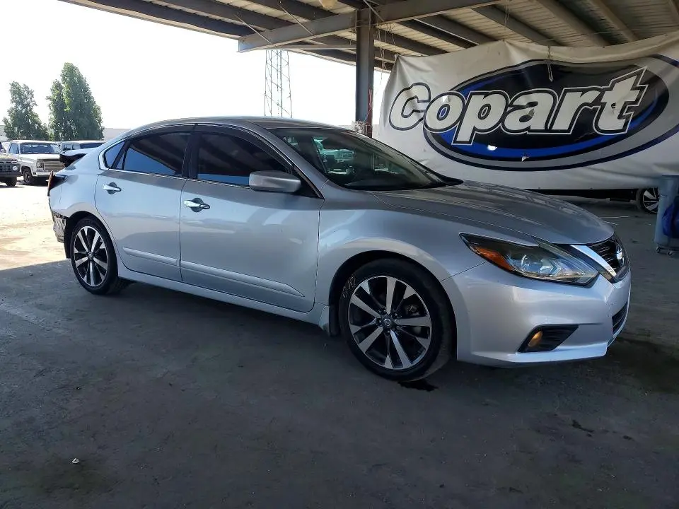 2017 NISSAN ALTIMA 2.5 SR  