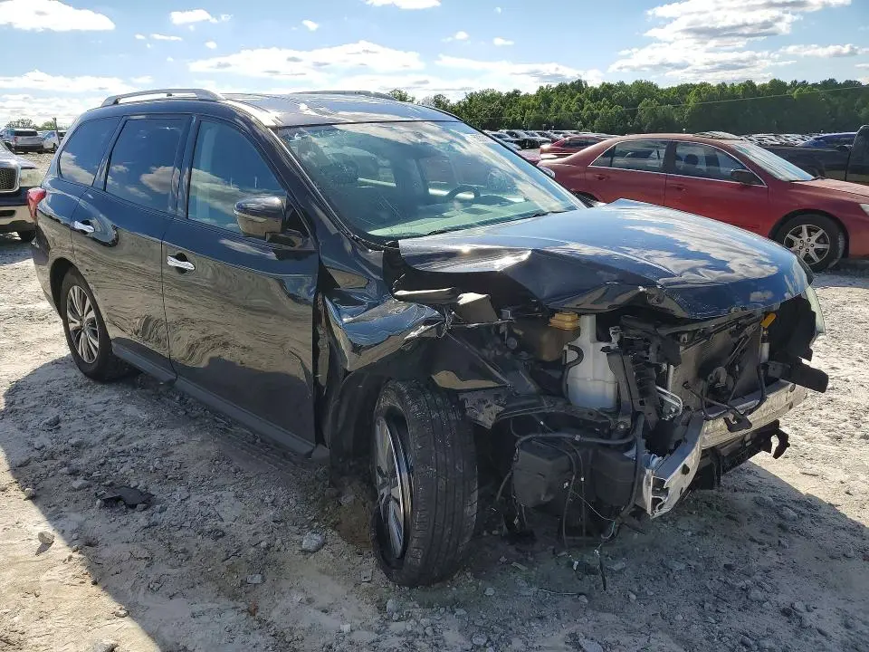 2019 NISSAN PATHFINDER SL  