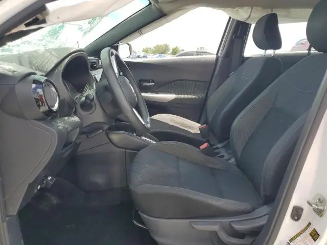 2019 NISSAN KICKS S  