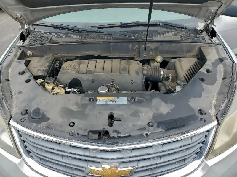 2015 CHEVROLET TRAVERSE LS  