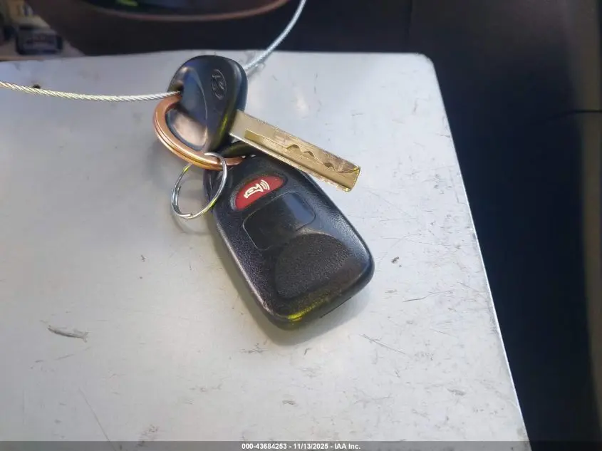 2013 HYUNDAI ACCENT GS