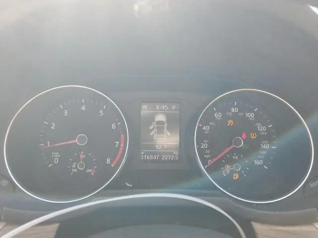 2016 VOLKSWAGEN PASSAT SE  