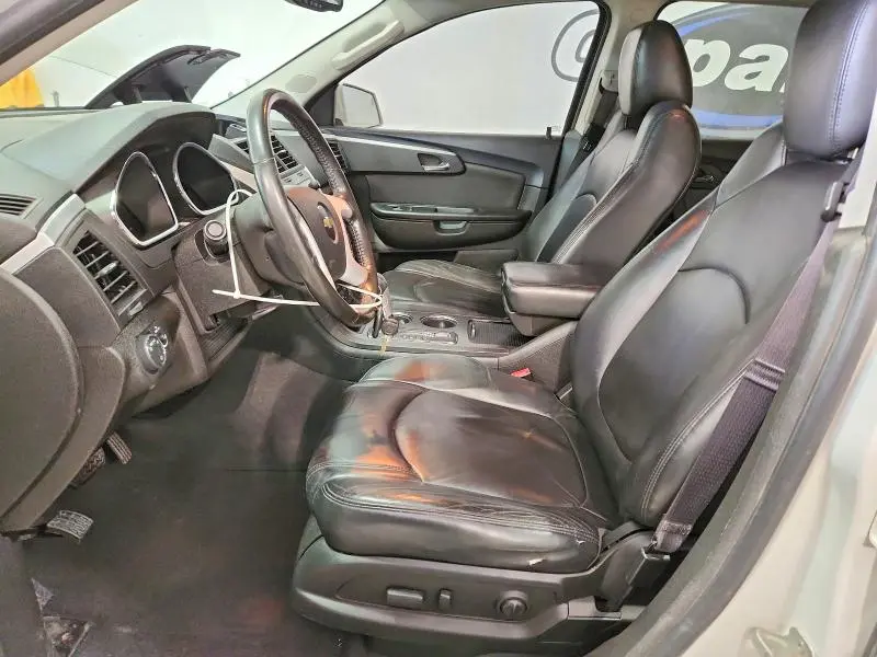 2012 CHEVROLET TRAVERSE LT  