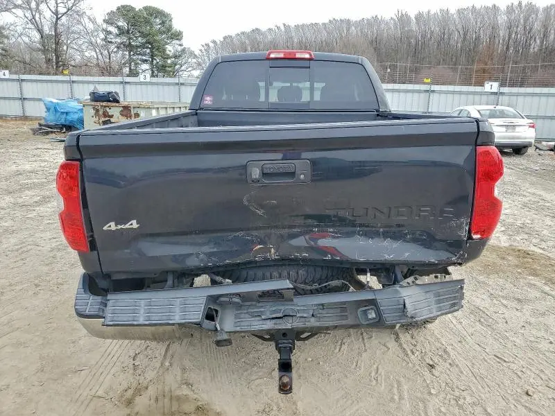 2015 TOYOTA TUNDRA DOUBLE CAB SR  