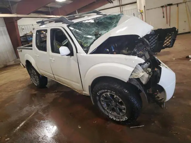 2015 NISSAN FRONTIER S  