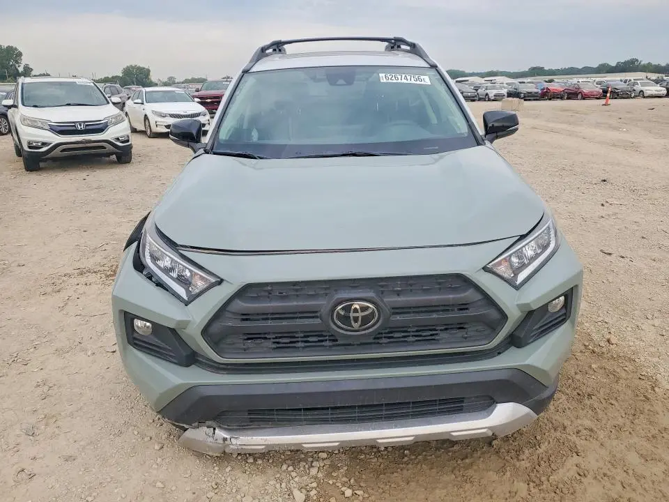 2019 TOYOTA RAV4 ADVENTURE  